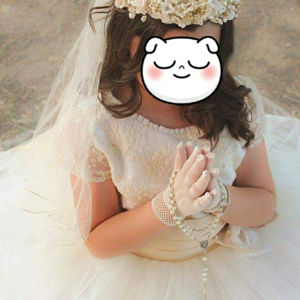 first Communion beautiful elegant dress